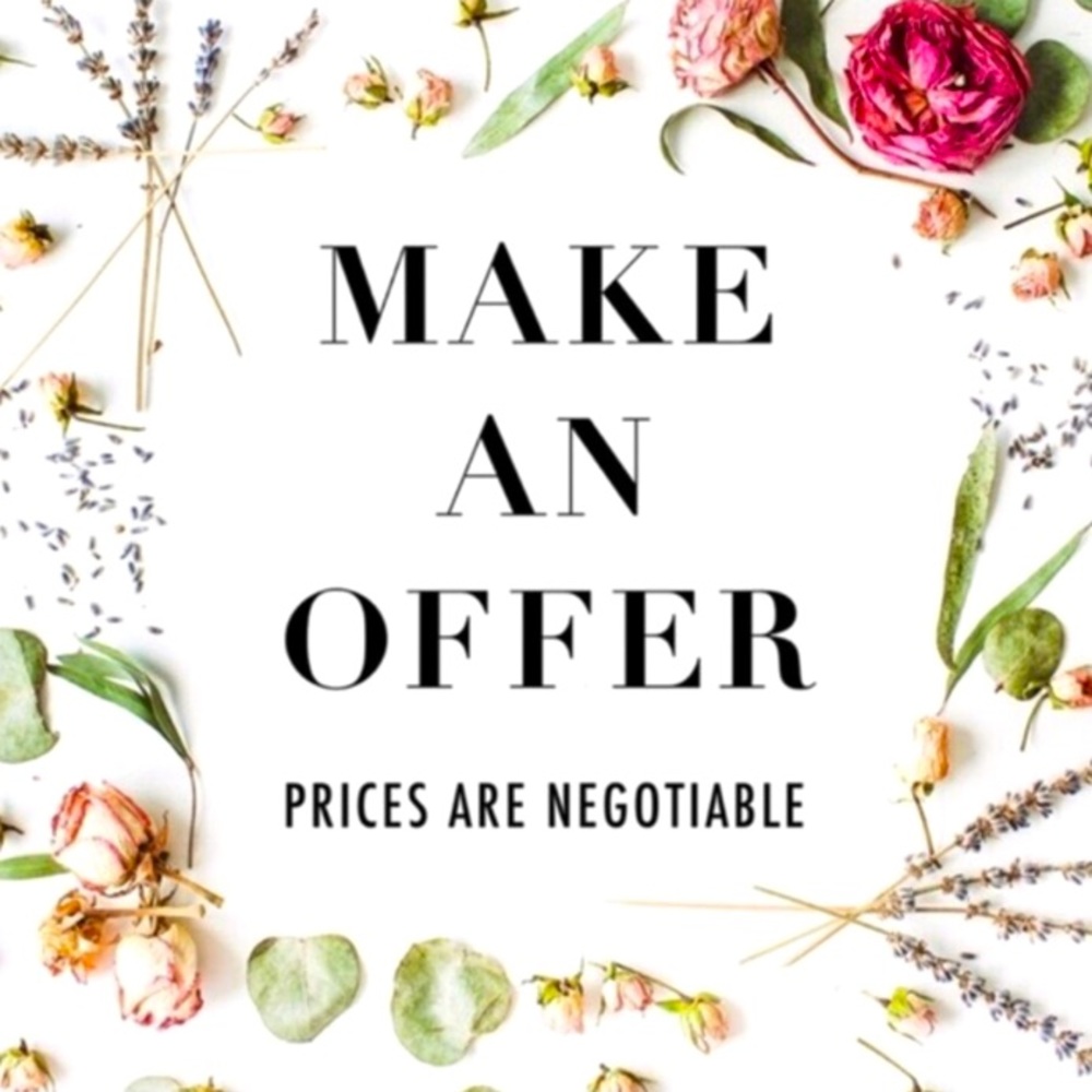 Reasonable Offers Welcomed!! 🌺